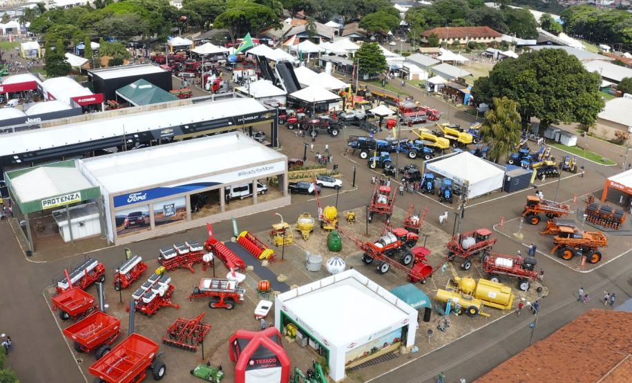 Calendário de eventos turísticos de abril tem festivais, convenções e religiosidade no Paraná