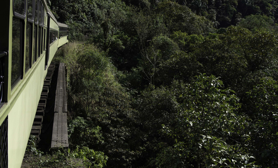 Em março, atrativos do Paraná são destaques em publicações turísticas no Brasil e Exterior