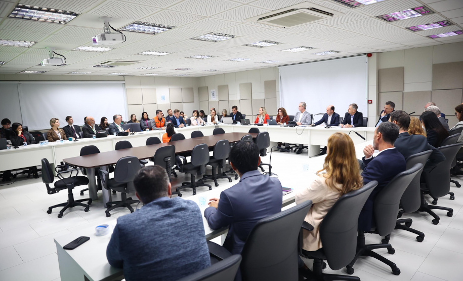 Paraná recebe missão do Banco Mundial para avaliar e apoiar o progresso da implantação do Paraná Eficiente