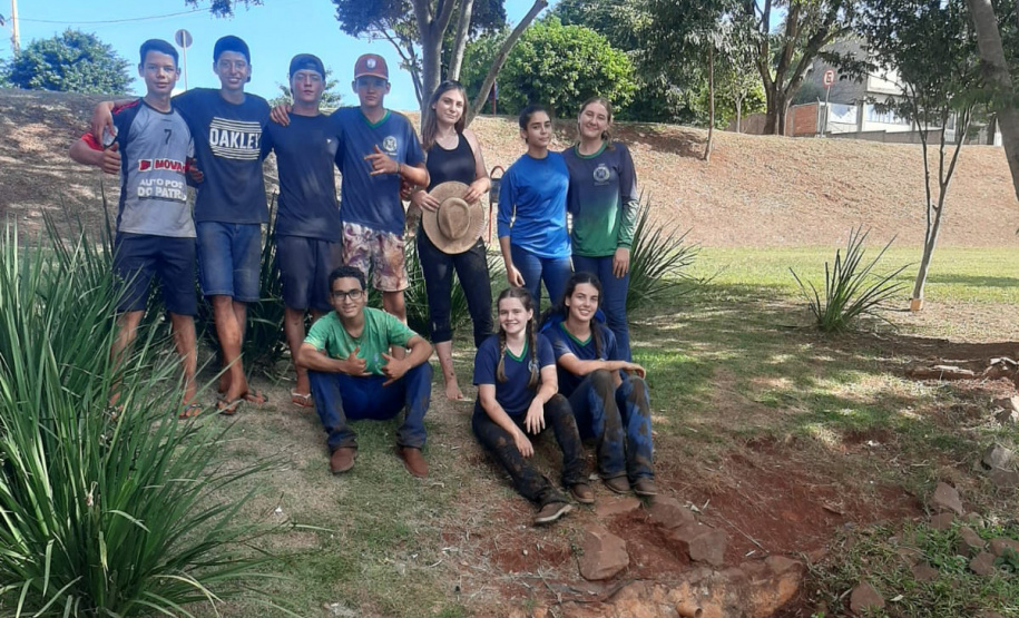 SEED COLÉGIO AGRÍCOLA RECUPERA 260 NASCENTES
