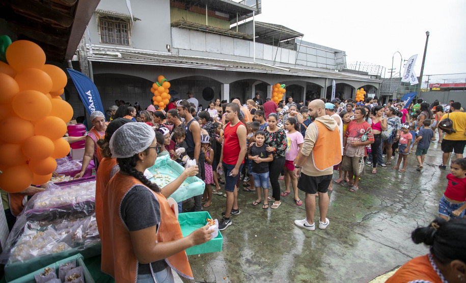 Páscoa Para Todos presenteia 1.100 famílias de comunidades em vulnerabilidade social