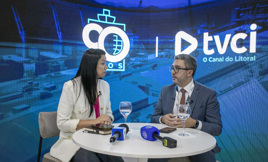 Portos do Paraná impulsiona negócios e debate avanços no marco legal portuário na Intermodal 2025