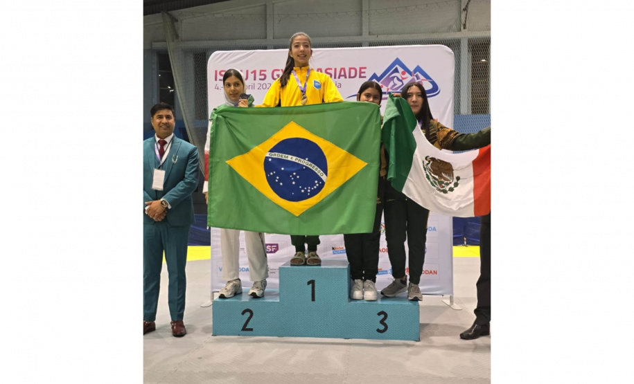 Paranaenses conquistam 11 medalhas em mundial escolar realizado na Sérvia