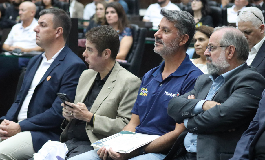 Verão Maior Paraná é homenageado na Assembléia Legislativa do Paraná