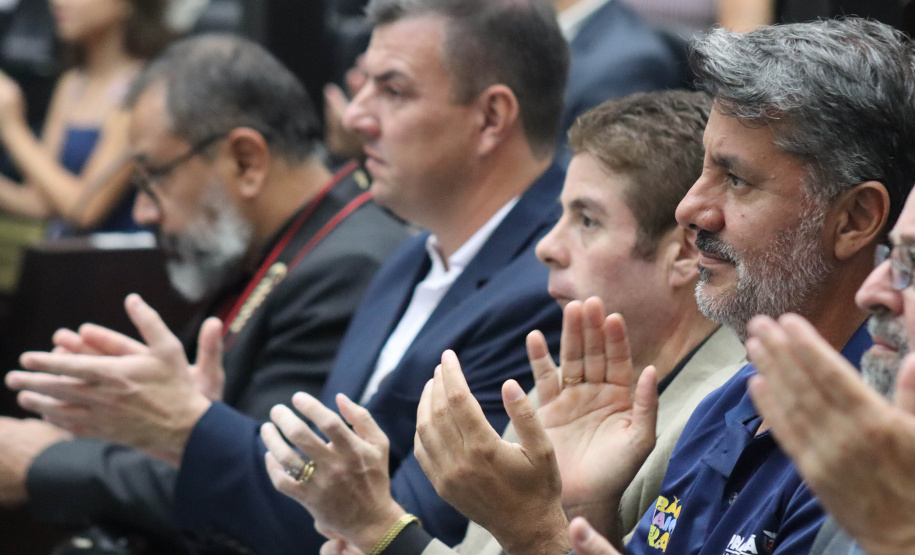 Verão Maior Paraná é homenageado na Assembléia Legislativa do Paraná