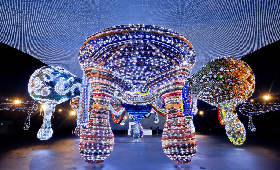 MON é destaque em importante publicação de arte internacional