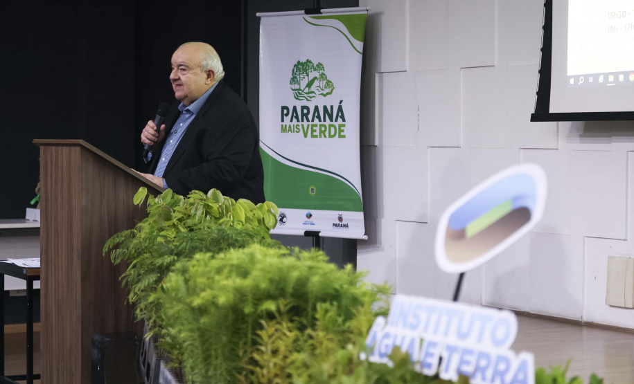 Rafael Greca, secretário de Estado do Desenvolvimento Sustentável, durante a apresentação do MonitoraPRAD para servidores da Sedest