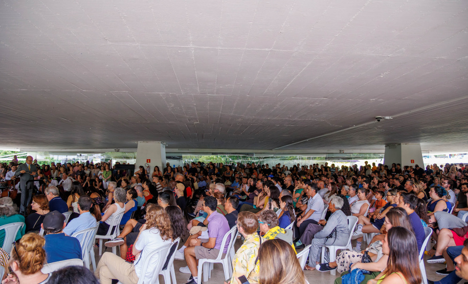 Orquestra Sinfônica do Paraná retorna ao MON para a segunda apresentação da série 'Mostly Mozart'