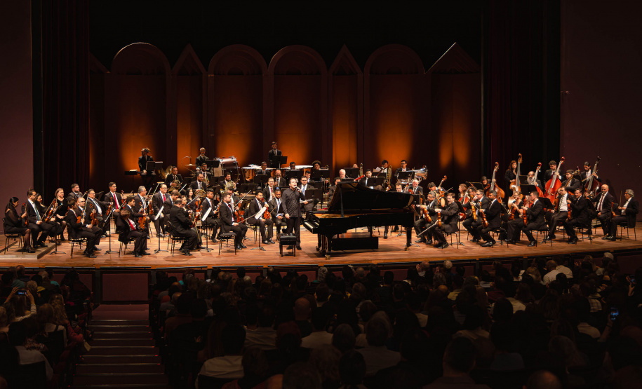 Orquestra Sinfônica do Paraná encanta público com obras de Prokofiev e Schumann