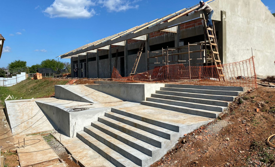 Escolas indígenas receberam mais de R$ 3 milhões do programa Escola Mais Bonita em 2025