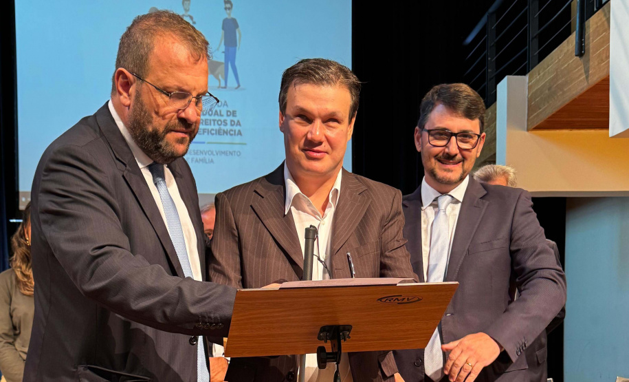 Sedef empossa novo presidente do Conselho Estadual dos Direitos da Pessoa com Deficiência do Paraná