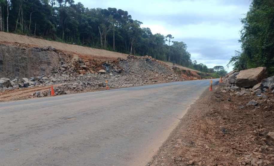 DER - PRC - 466 - Detonação de rocha em Guarapuava