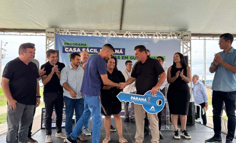 COHAPAR - Entrega de casas em Guarapuava