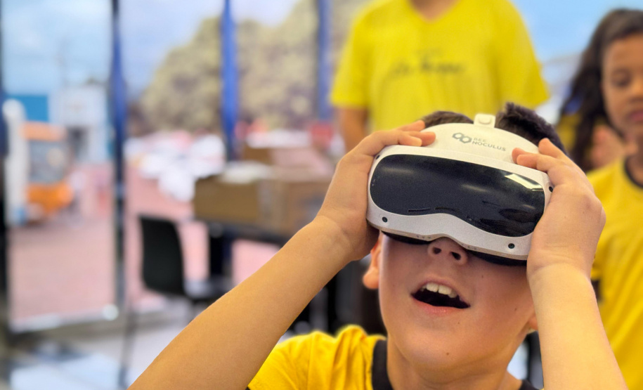 Carreta da Inovação inicia atividades gratuitas em Rolândia e Borrazópolis