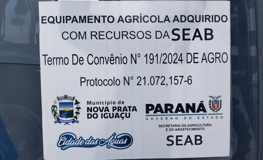 SEAB ENTREGA MÁQUINAS NOVA PRATA DO IGUAÇU