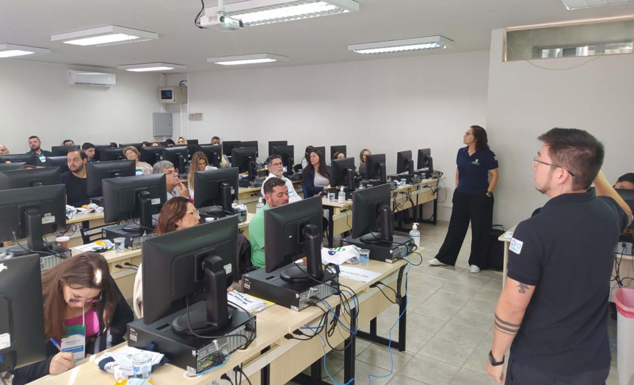 Capacitação fortalece atuação e atualiza procedimentos de 31 Procons municipais