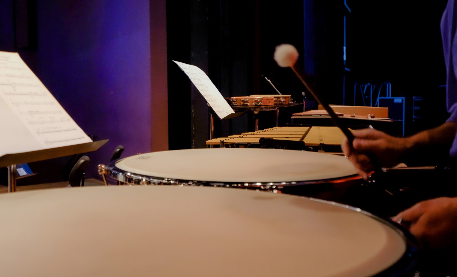 Famílias, movimentos, disposição no palco: confira como funciona uma orquestra sinfônica