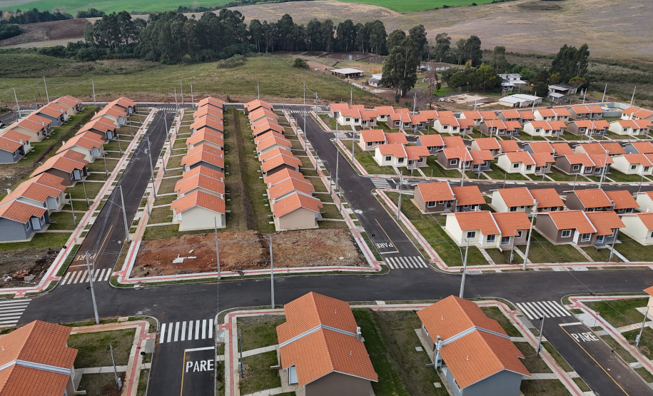 Casa Fácil Paraná, a Cohapar financia diretamente a construção de casas para famílias com renda de um a seis salários mínimos em Palmas Foto: Geraldo Bubniak/AEN