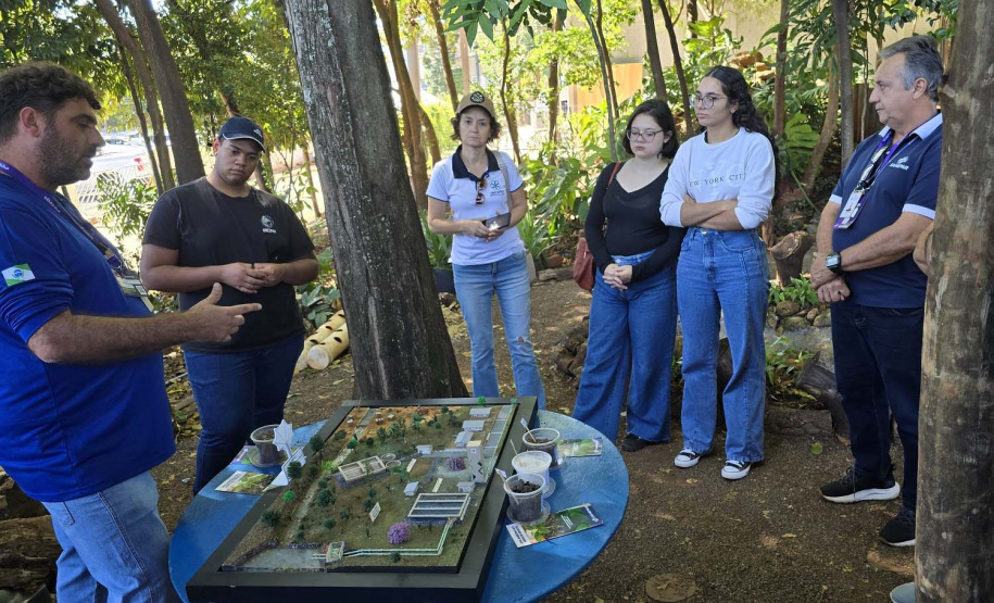 Lodo de Esgoto da Sanepar desperta interesse de visitantes da Expoingá