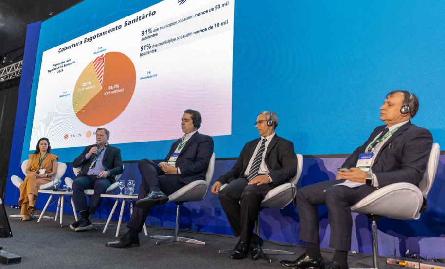 Resíduos sólidos, licenciamento ambiental e financiamento para o setor encerram participação da Sanepar.