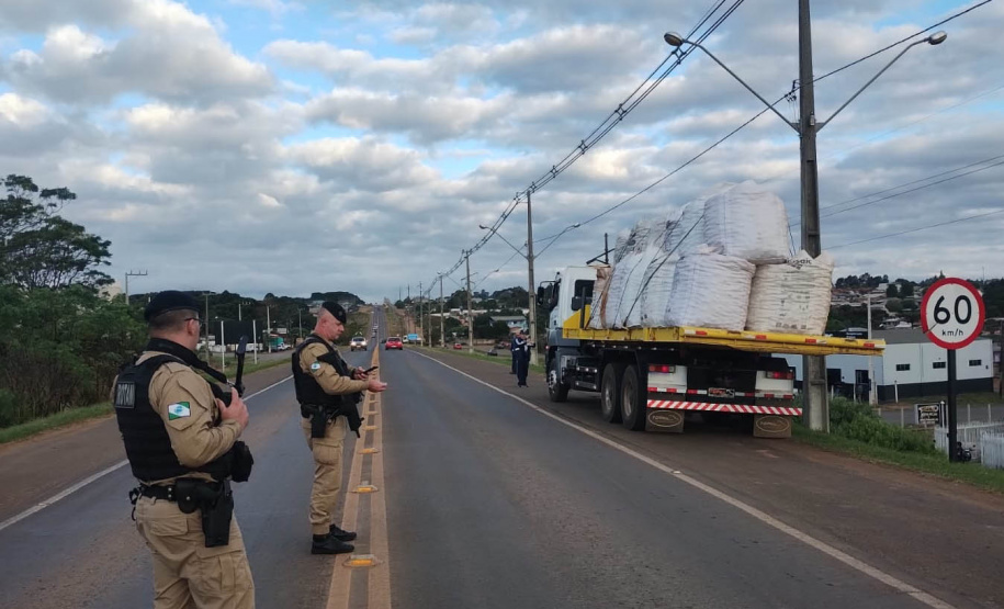 Operação conjunta da Receita Estadual e Adapar apreende R$ 2,6 milhões em mercadorias irregulares