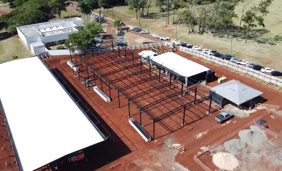 Com investimento de RPedra fundamental do Centro de Inovação Tecnológica da UEL é lançado