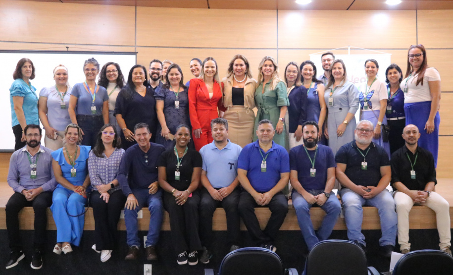 SEED - NRE de Umuarama capacita 600 professores em evento regional sobre autismo e inclusão