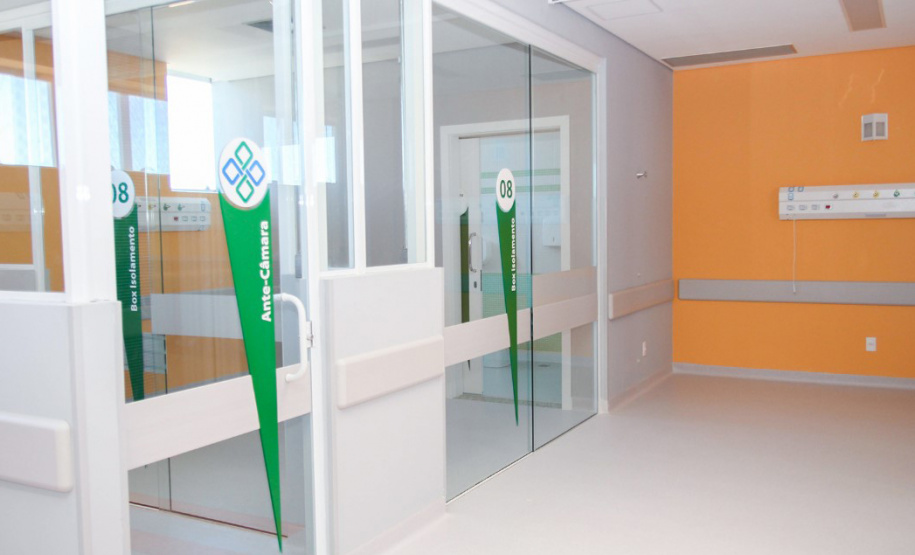 SESA - Hospital Regional de Ivaiporã amplia leitos e triplica número de cirurgias em um ano