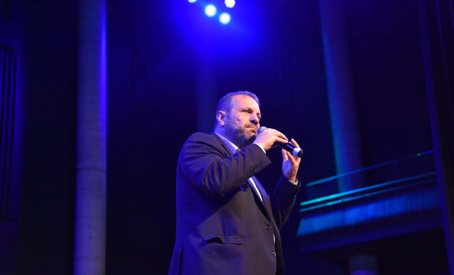 Jovens paranaenses se reúnem em Curitiba para discutir Plano Nacional da Juventude