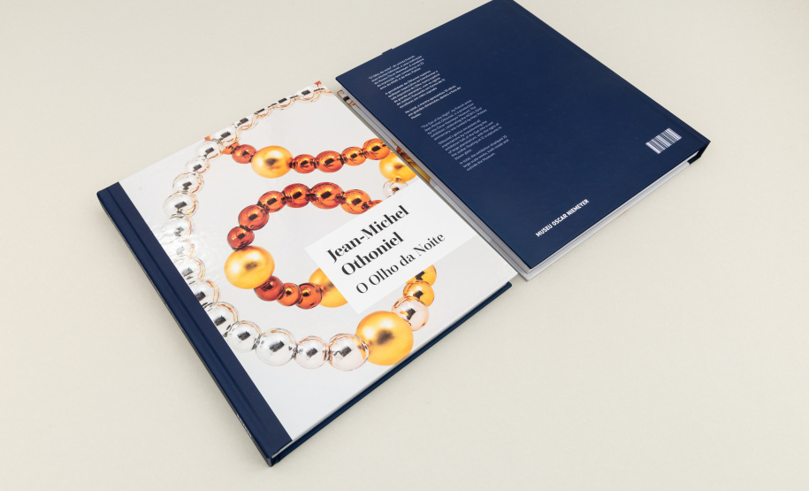 Catálogo da exposição de Jean-Michel Othoniel está disponível na MON Loja