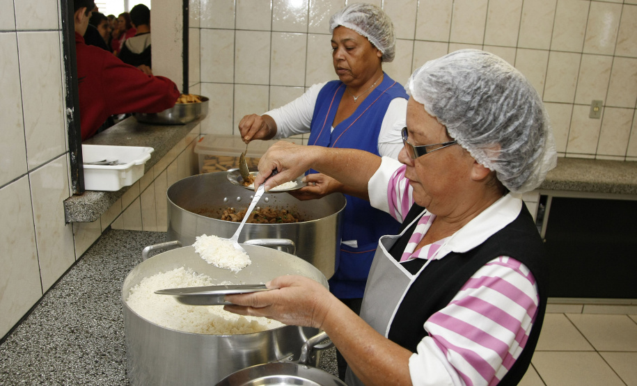 Governo do Paraná investe na valorização das merendeiras com capacitação inédita em parceria com o Senac
