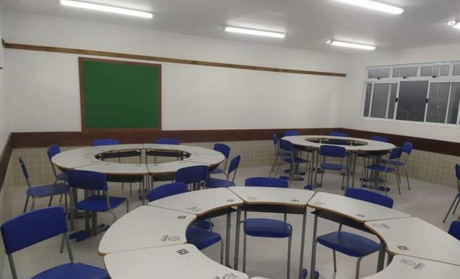 Substituição de salas de madeira já beneficiou mais de 12 mil alunos de escolas do Paraná