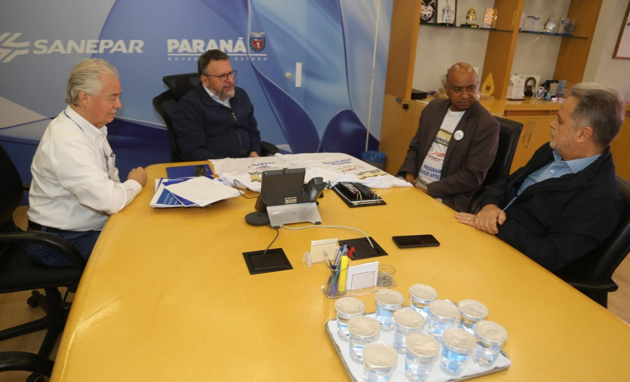 Sanepar recebe comenda do Instituto Afro-Indígena por ações de promoção da igualdade racial