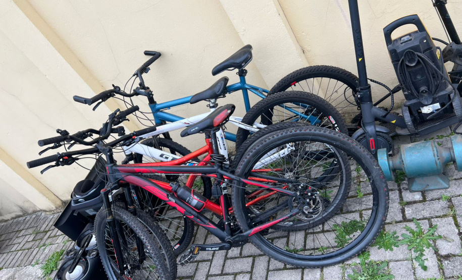 PCPR prende 17 pessoas em operação contra organização criminosa em São José dos Pinhais