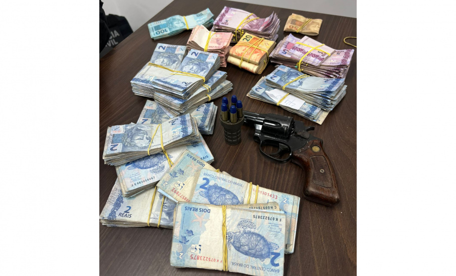 PCPR prende 17 pessoas em operação contra organização criminosa em São José dos Pinhais