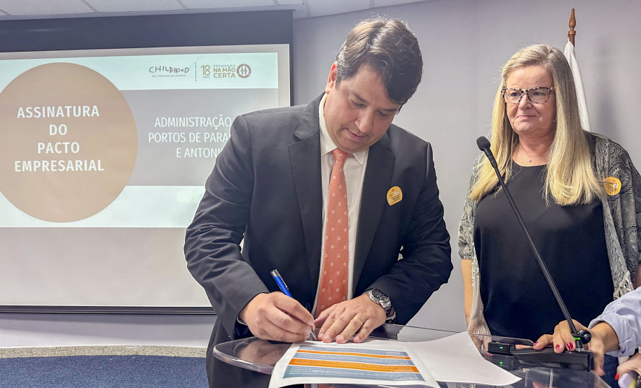 Portos do Paraná assina pacto para expandir ações de conscientização social