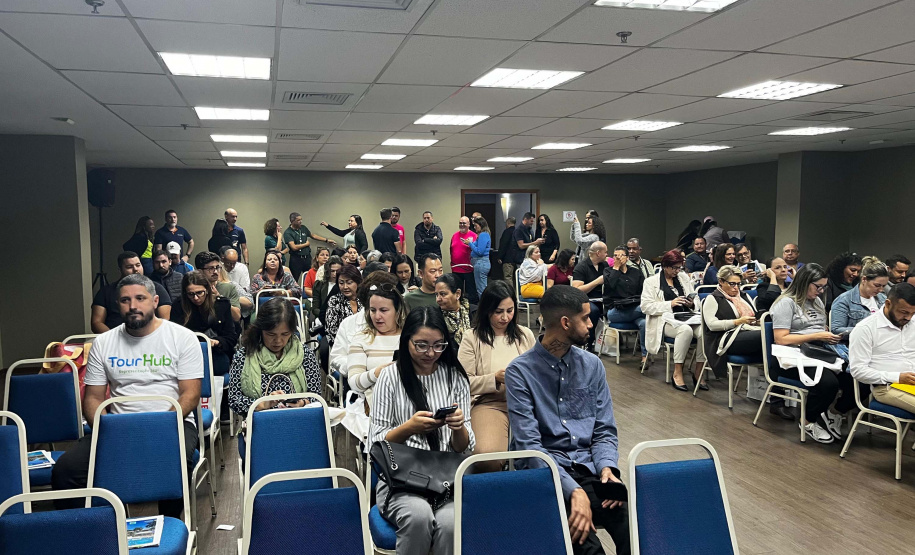 Cerca de 100 agentes de viagens home office são capacitados pelo Viaje Paraná