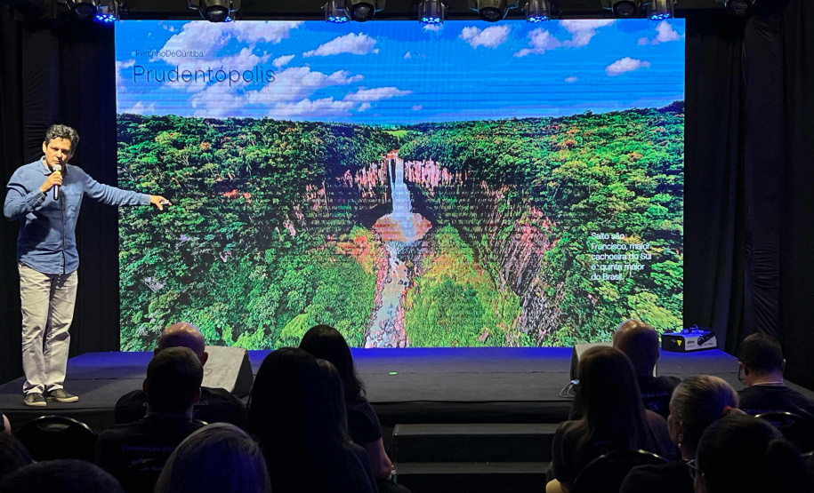 Mais de 12,9 mil agentes e profissionais já foram capacitados sobre o turismo paranaense