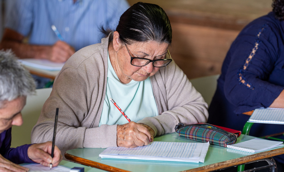 Últimos dias para se inscrever no Alfabetiza Paraná: prazo termina nesta quinta-feira (15)