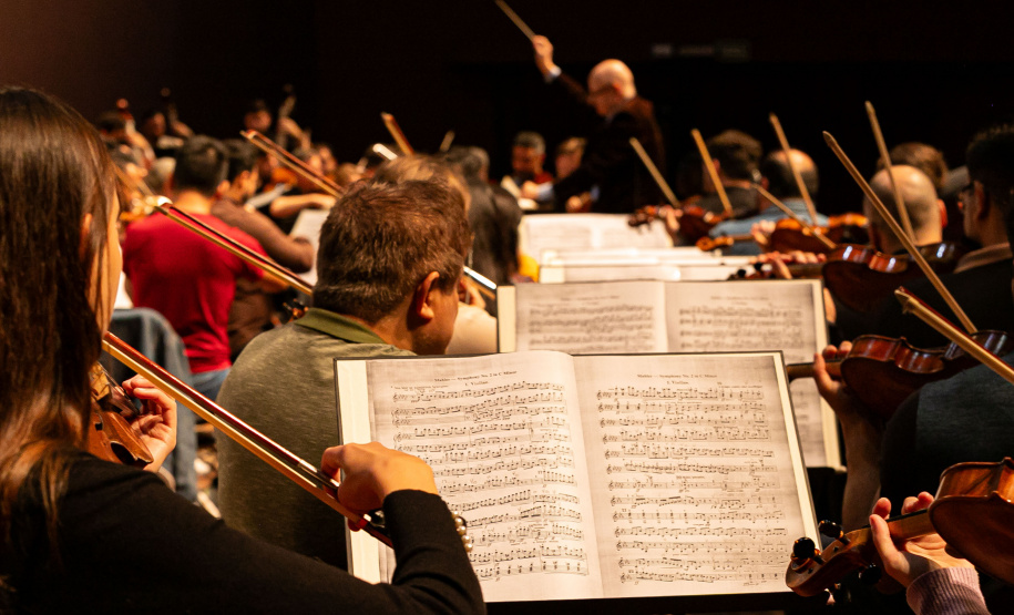 Quatro décadas: as curiosidades que marcaram a Orquestra Sinfônica do Paraná