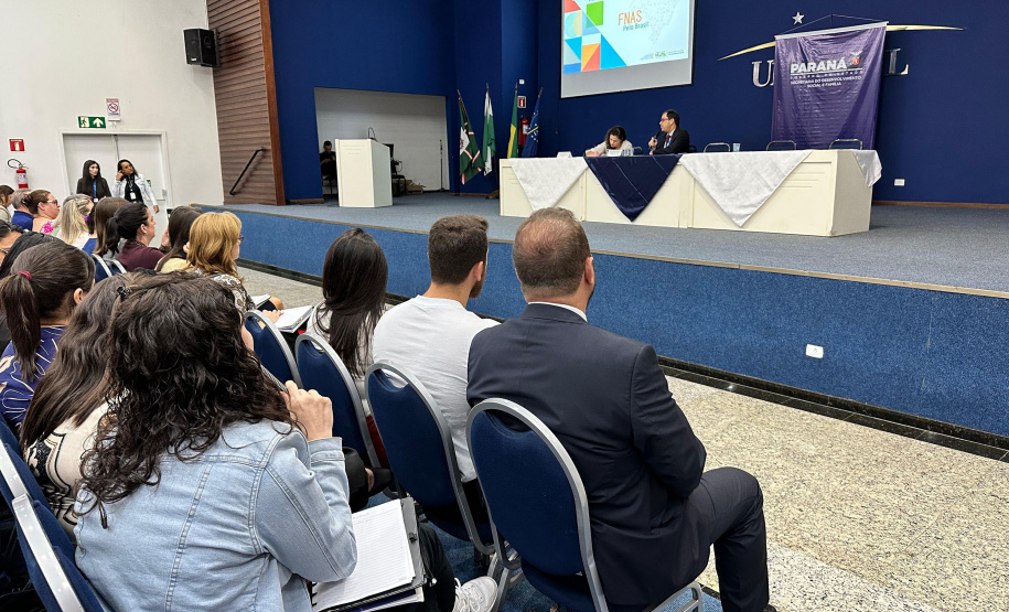 Estado reúne gestores e técnicos da assistência social para aprimorar conhecimentos e fortalecer ações