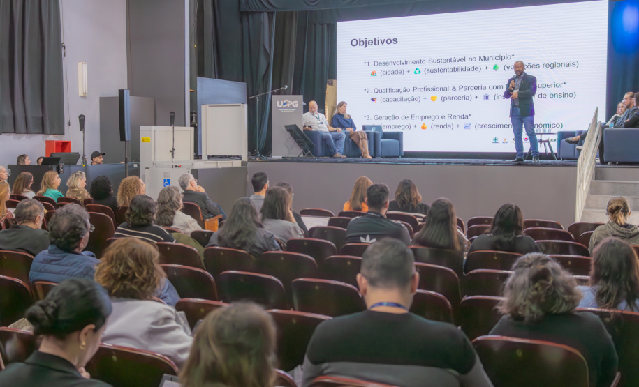 SETI - Universidades Estaduais do Paraná alinham políticas públicas com foco em resultados e boas práticas