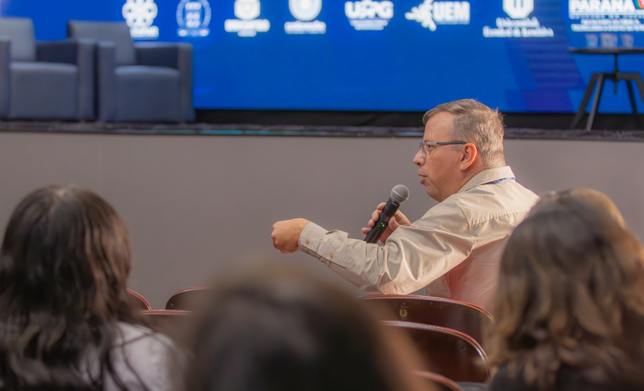 SETI - Universidades Estaduais do Paraná alinham políticas públicas com foco em resultados e boas práticas