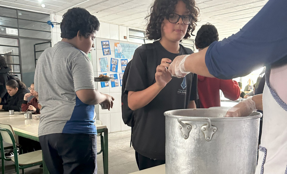 SEED - Polpas de frutas nativas enriquecem cardápio e promovem educação alimentar nas escolas do Paraná