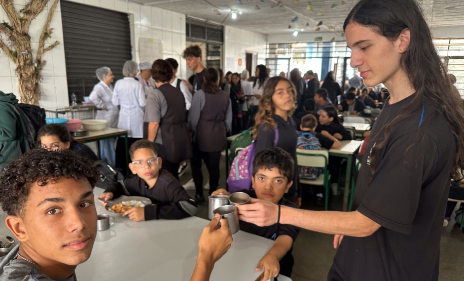 SEED - Polpas de frutas nativas enriquecem cardápio e promovem educação alimentar nas escolas do Paraná