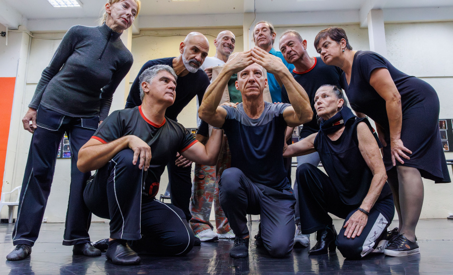 G2 Cia. de Dança estreia “Gregor – uma odisseia patética” no Teatro José Maria Santos