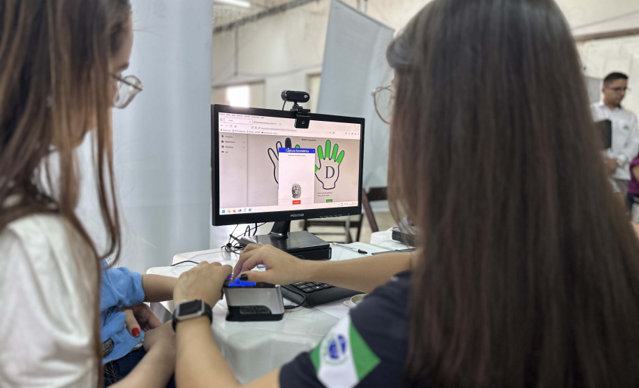 PCPR na Comunidade leva serviços de polícia judiciária a Ortigueira e Telêmaco Borba