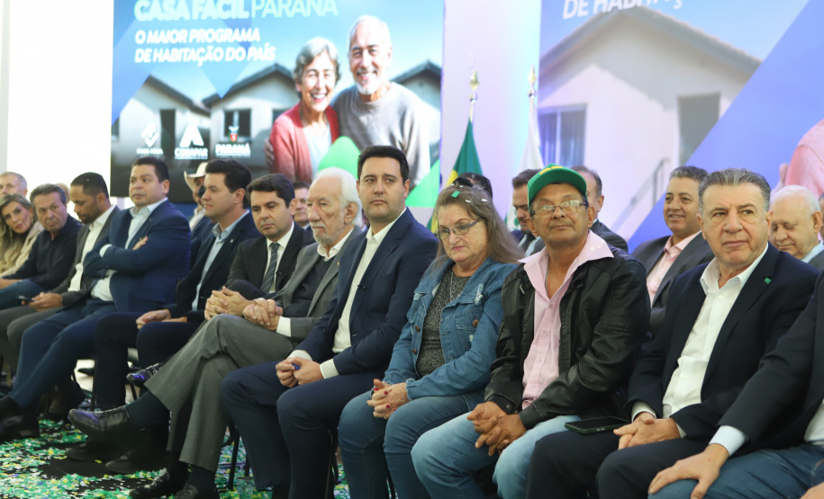 Estado vai investir mais R$ 100 milhões para regularizar 50 mil imóveis em todo o Paraná