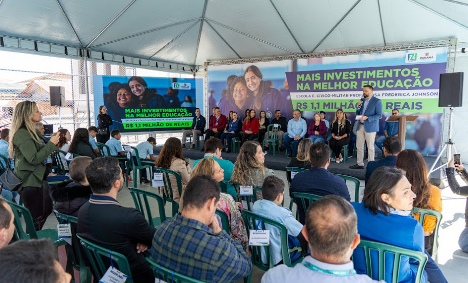 Nova estrutura do Colégio Profa. Rosa Frederica Johnson é entregue à comunidade de Almirante Tamandaré,com investimento de R$ 1,1 milhões do Governo do Estado