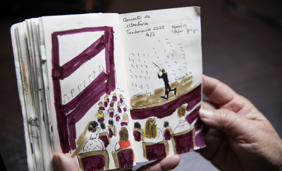 Fã da Orquestra Sinfônica do Paraná e de Beatles, artista ilustra concertos há mais de uma década